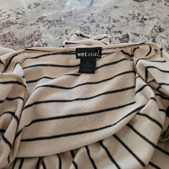 Striped Cardigan  - Picture 6 of 6